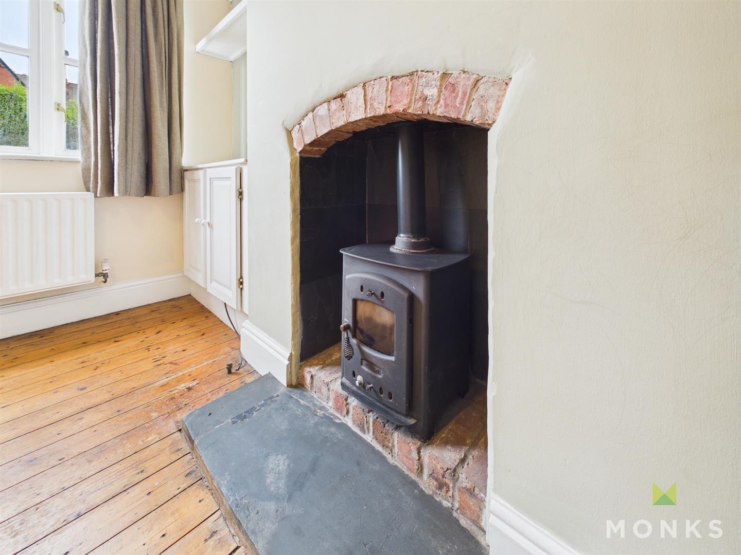 35 Upper Brook Street, Oswestry, SY11 2TG For Sale
